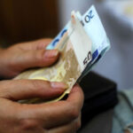 Νέο επίδομα 750 ευρώ για εργαζομένους: Ποιοι είναι οι δικαιούχοι και πως θα το λάβετε