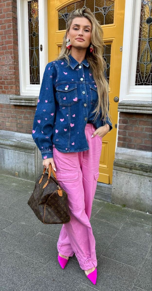 Ντύσιμο Μαρτίου 2026: Οι πιο stylish ιδέες για να καλώς ορίσεις την Άνοιξη 2026