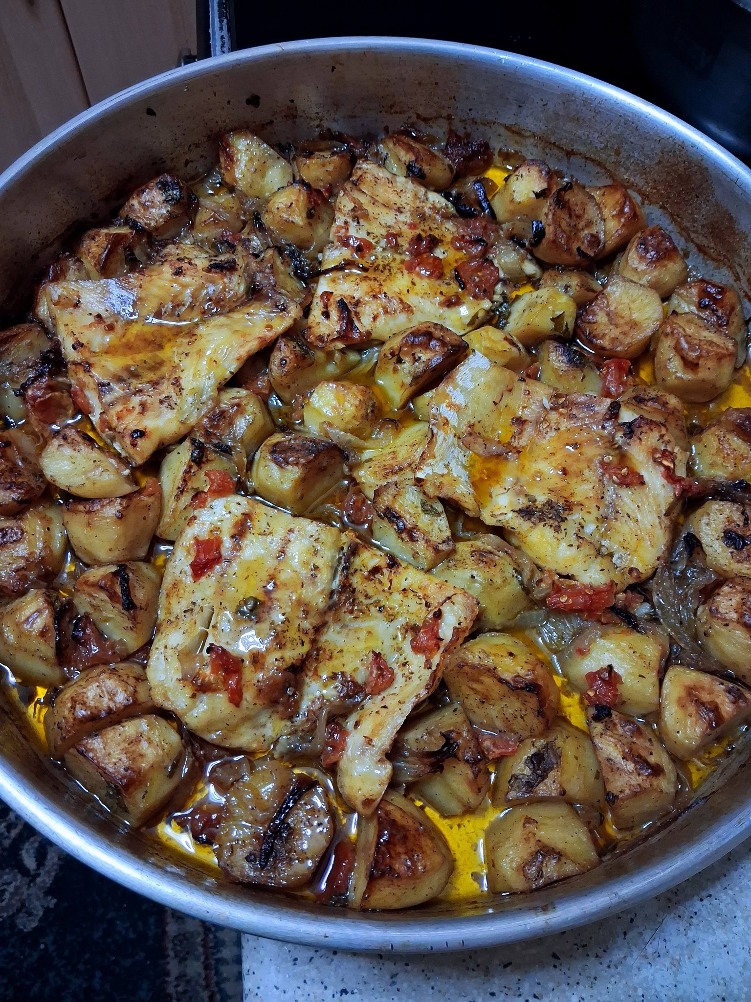 Πέρκα με πατάτες στον φούρνο