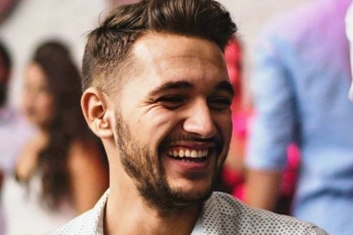 Πέθανε ξαφνικά 27χρονος εκπαιδευτικός μέσα στο σπίτι του