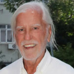 Πέθανε ο θρύλος της νυχτερινής ζωής Λάκης Ραπτάκης