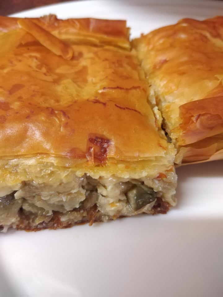 Πικάντικη-μελιτζανόπιτα-με φύλλο κρούστας-συνταγή-