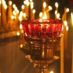 Ψυχοσάββατο 2026: Πότε πρέπει να πάμε τα κόλλυβα στην εκκλησία και τί κάνουμε με το σιτάρι που περισσεύει