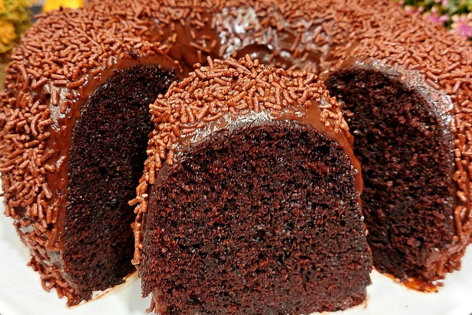 Σοκολατόπιτα σε φόρμα του κέικ: Η viral συνταγή του Γιώργου Ζώλη