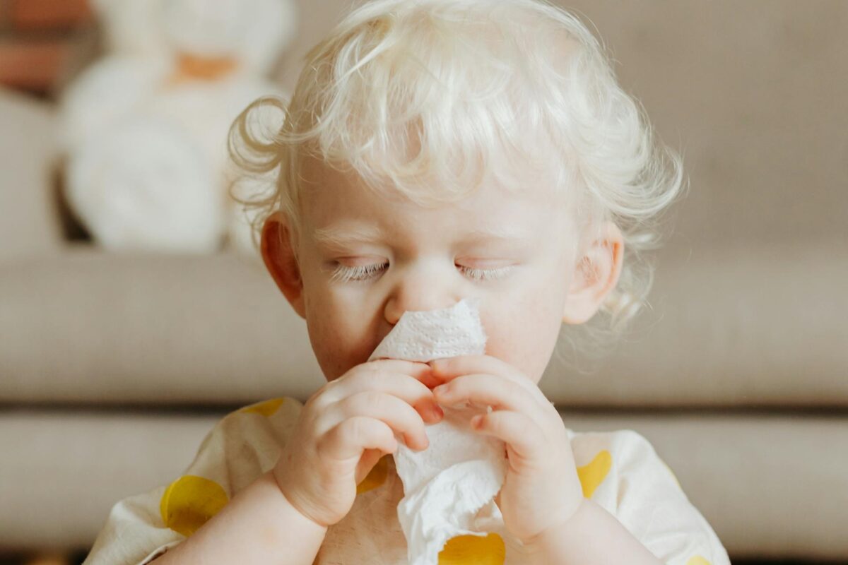 Τα 5 λάθη που όλοι κάνουμε όταν ένα παιδί βήχει