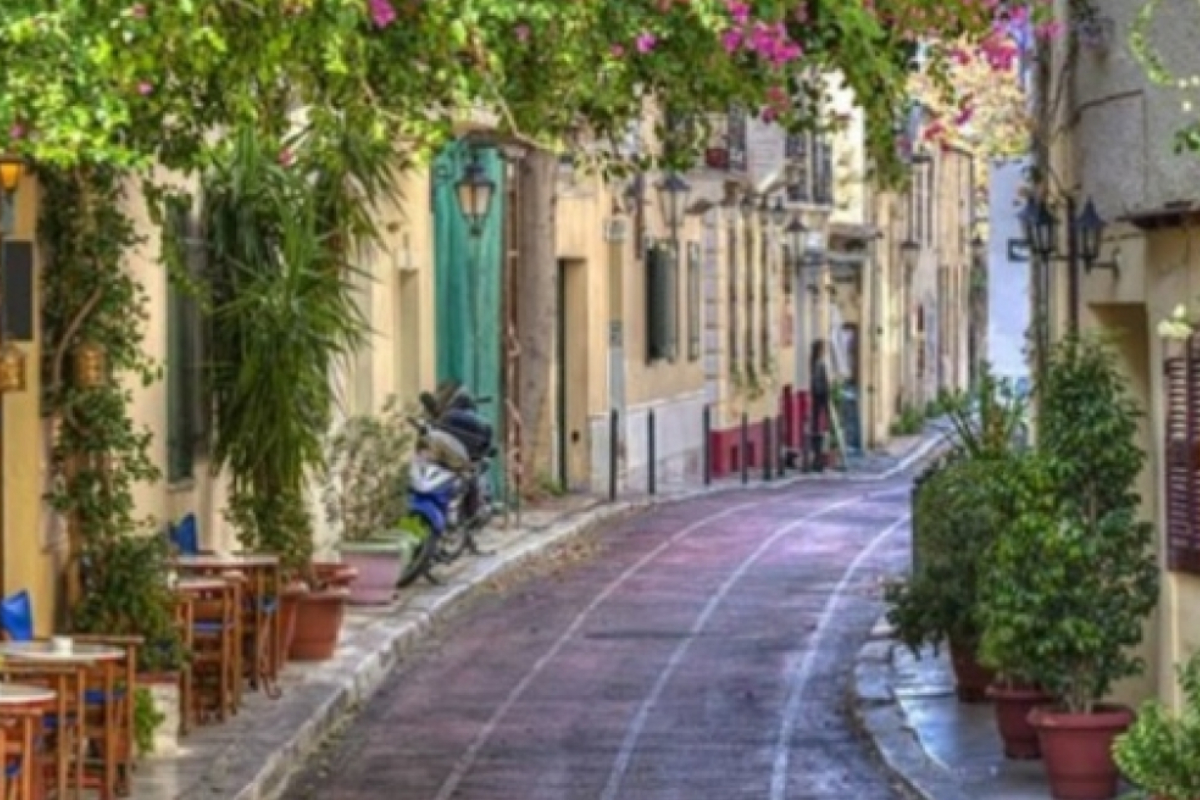 Το Κουκάκι πήρε το όνομά του από εργοστασιάρχη αφτιαχτο