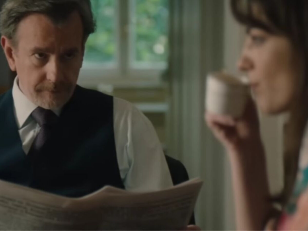 Το σπίτι δίπλα στο ποτάμι: Απατά την γυναίκα του και τρελαίνεται από τύψεις