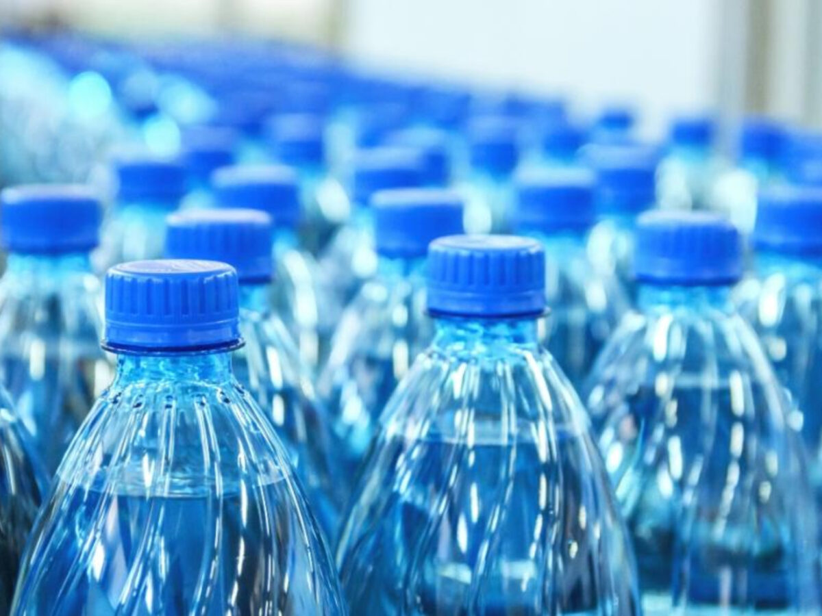 Τοξικότητα από εμφιαλωμένα νερά: Τι έδειξαν τα αποτελέσματα για την Ελλάδα