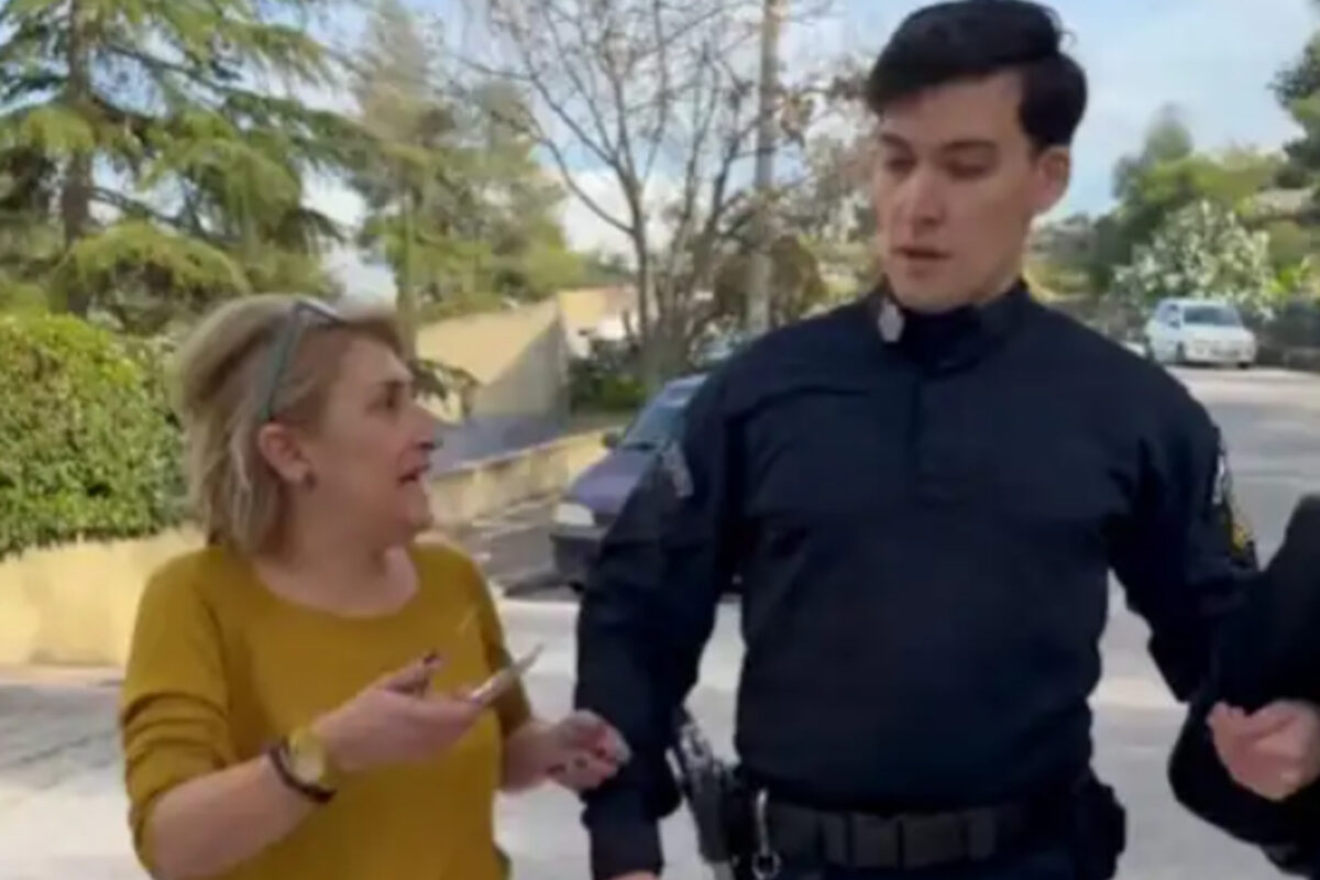Τσικνοπέμπτη: Το χιουμοριστικό βίντεο της αστυνομίας που έγινε viral