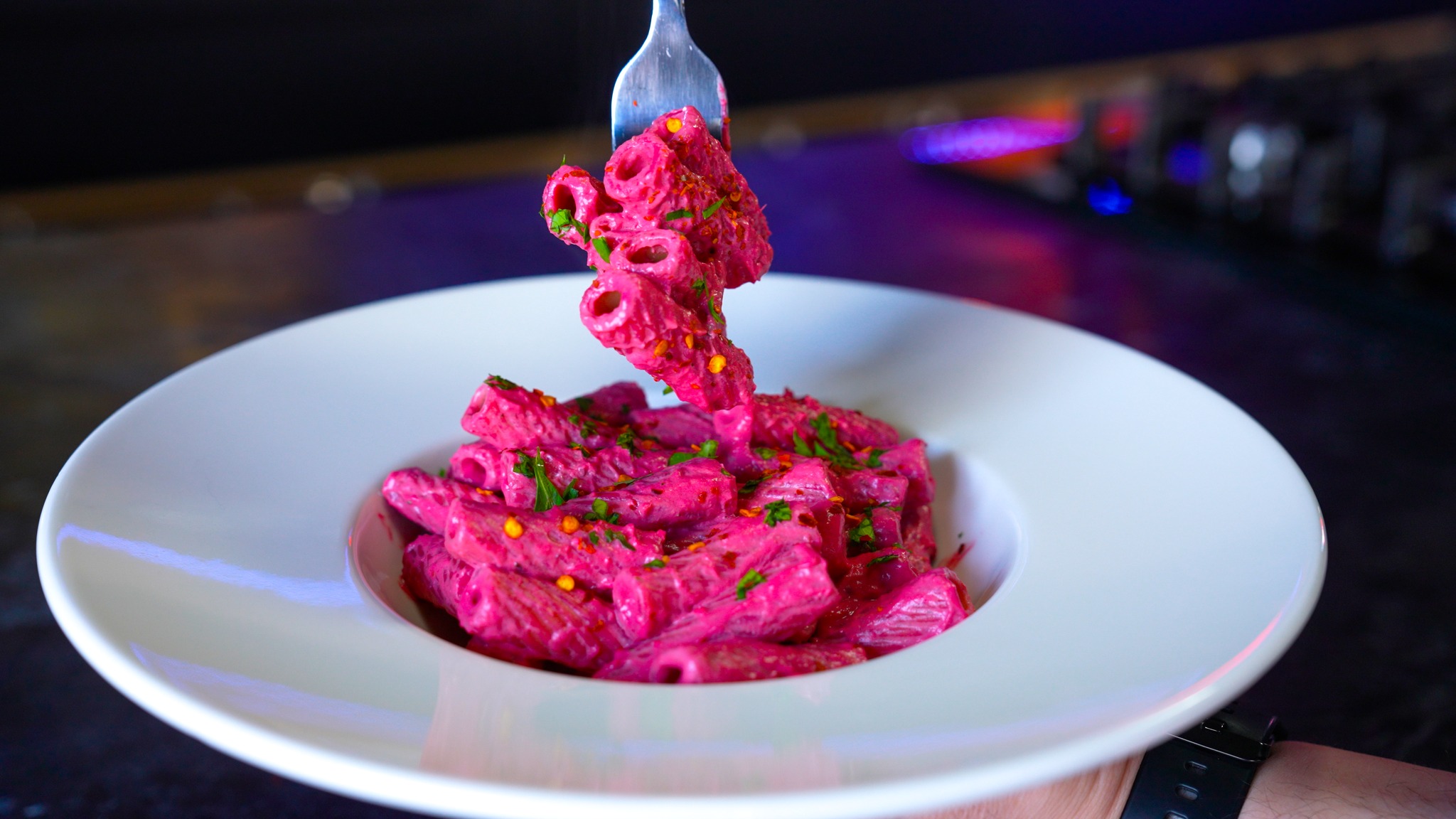 Η viral μακαρονάδα του Παναγιώτη Παπαδάκη για την ημέρα του Αγίου Βαλεντίνου