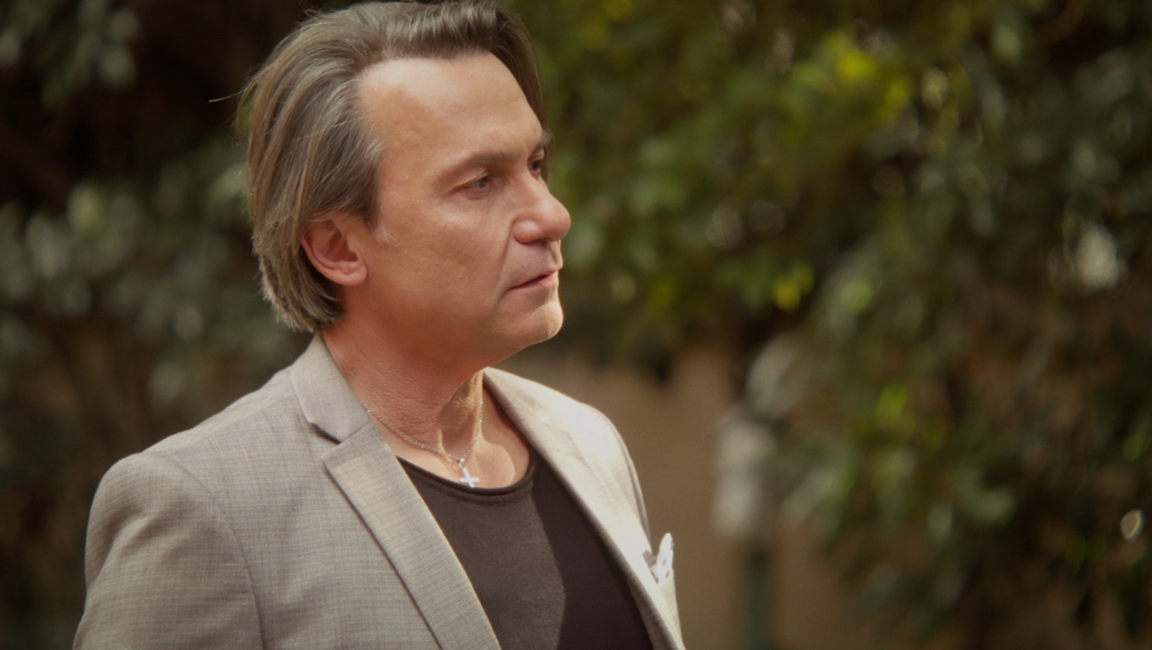 Να μ’ αγαπάς-Άγγελος