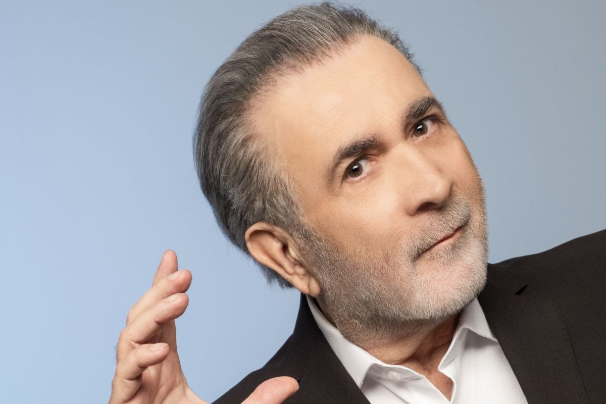 17 βαλίτσες και μια μαύρη: Η Υπόθεση της νέας σειράς του Mega με την υπογραφή του Λάκη Λαζόπουλου