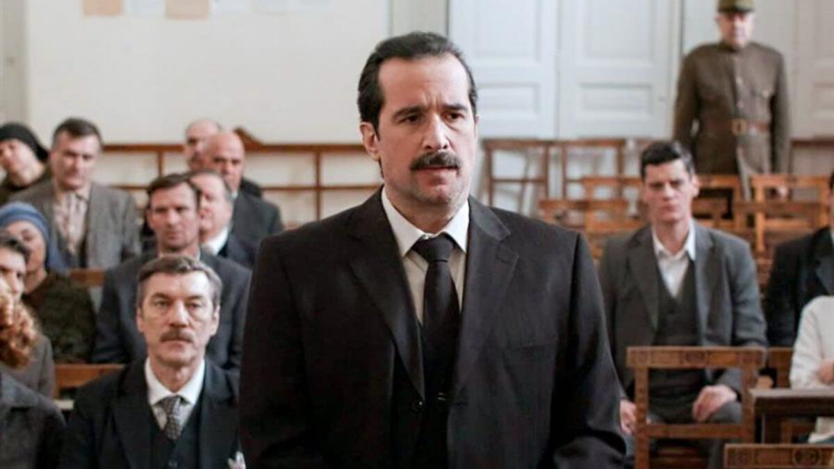 Grand Hotel: Ο Χαραλάμπης κερδίζει το Γεράσιμο στο δικαστήριο