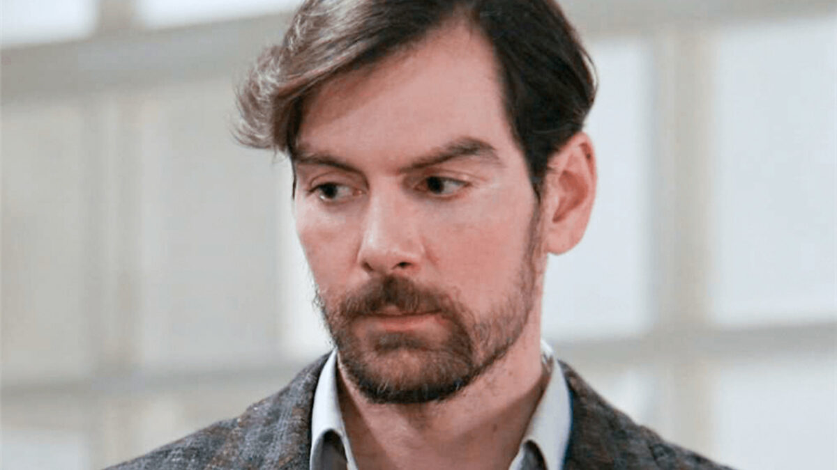 Grand Hotel: Νέα δολοφονία στο ξενοδοχείο- Τον πυροβολεί εν ψυχρώ