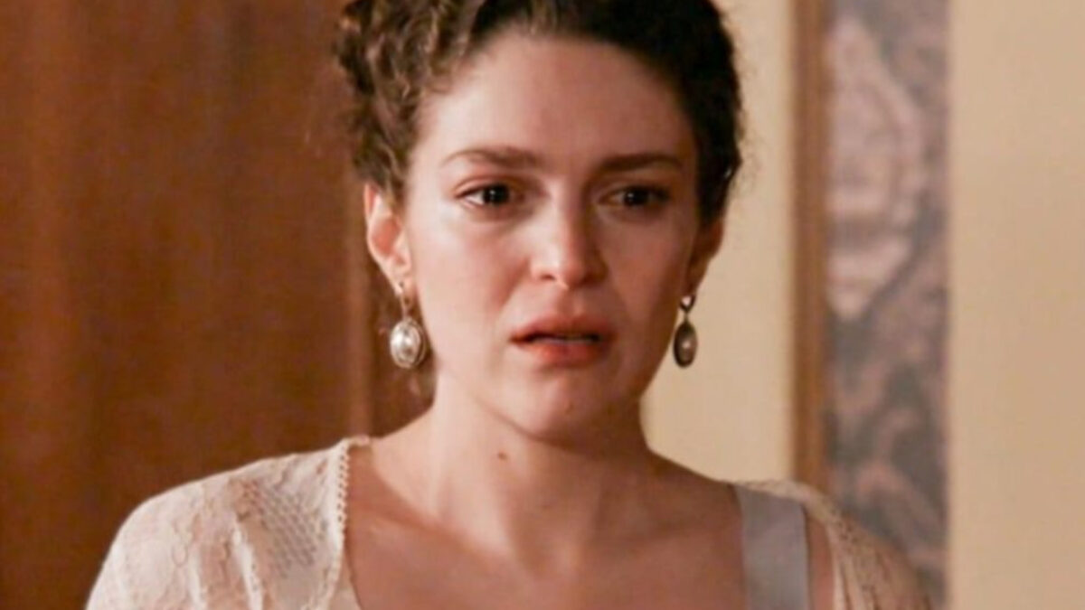 Grand hotel: Η Αλίκη καταρρέει στο νοσοκομείο - «Τον σκότωσαν;»