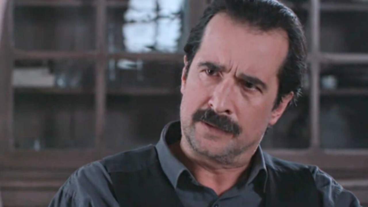 Grand hotel: Σπαράζει ο Χαραλάμπης - «Πες μου ότι ονειρεύομαι»