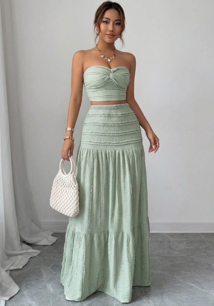 Mint green ντύσιμο: Ιδέες με το χρώμα που έγινε trend & έχει αέρα γαλλικού στιλ