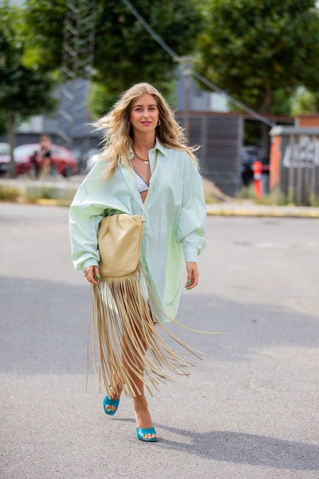 Mint green ντύσιμο: Ιδέες με το χρώμα που έγινε trend & έχει αέρα γαλλικού στιλ