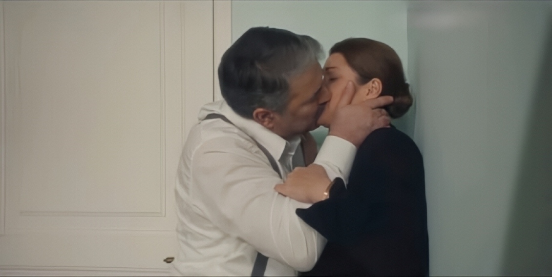 Porto Leone: Η Γαλήνη δίνει το πιο καυτό φιλί στον Γιάμαρη ενώ ο Βούλγαρης αργοπεθαίνει στο νοσοκομείο