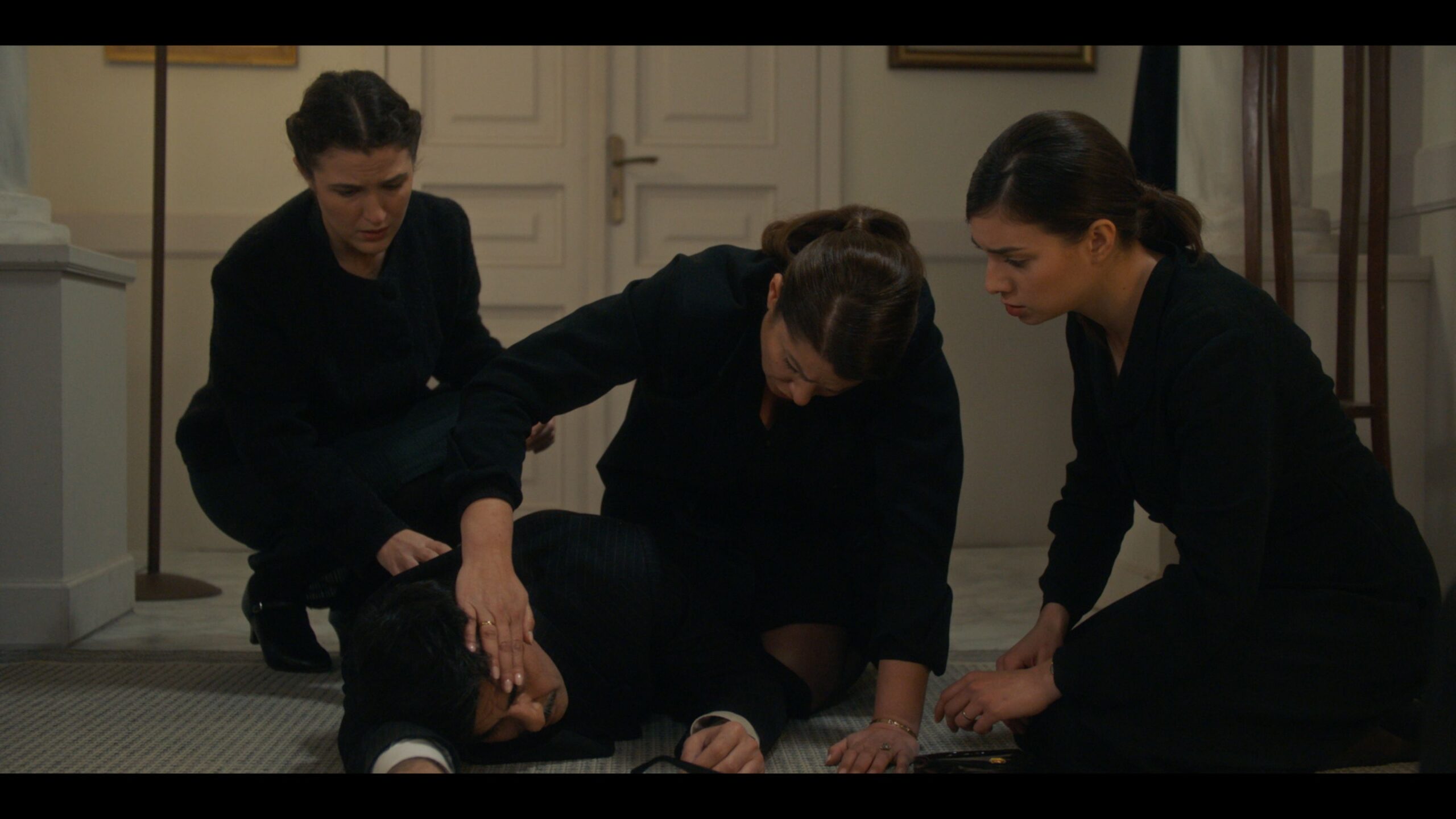 Porto Leone περιλήψεις εβδομάδας