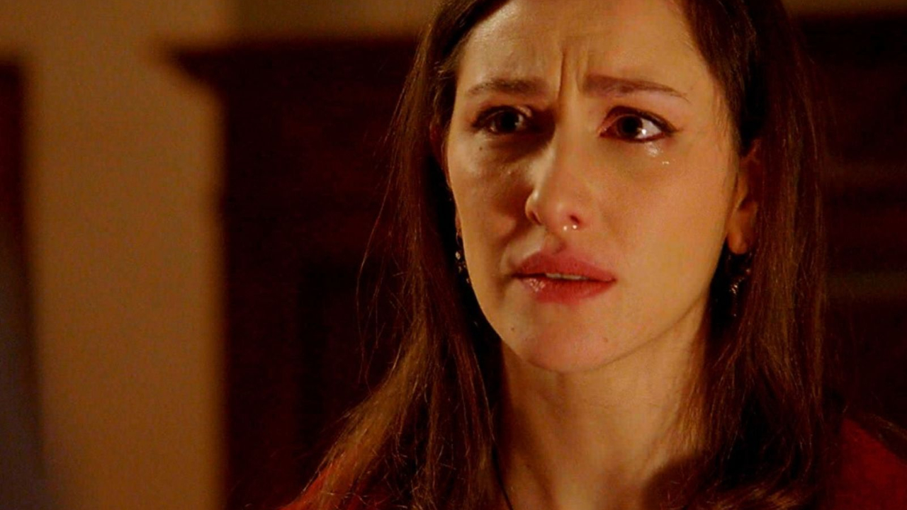 Άγιος Έρωτας: «Ολοι σας είστε εναντίον μου - Μόνο ο μπαμπάς μου με αγαπάει» - Το σπαρακτικό παραλήρημα της Σοφίας