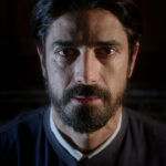 Άγιος έρωτας: Ο πατήρ Νικόλαος κυνηγά να προλάβει το κακό αλλά είναι πολύ αργά