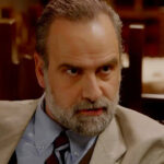 Άγιος Έρωτας: Ο πόλεμος μόλις ξεκίνησε και ο Παύλος θα πέσει πρώτος