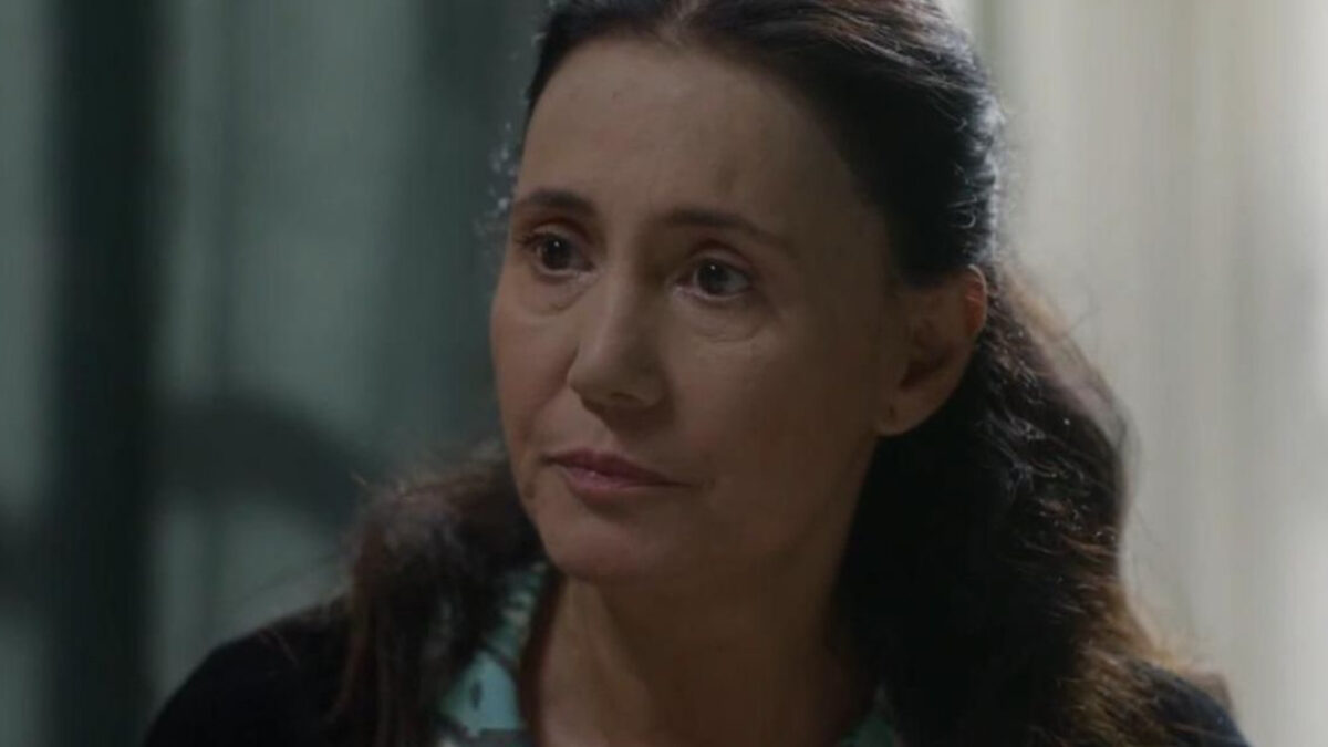 Άγιος Έρωτας: Η Σμαρώ θέτει τελεσίγραφο αίματος και όλα διαλύονται