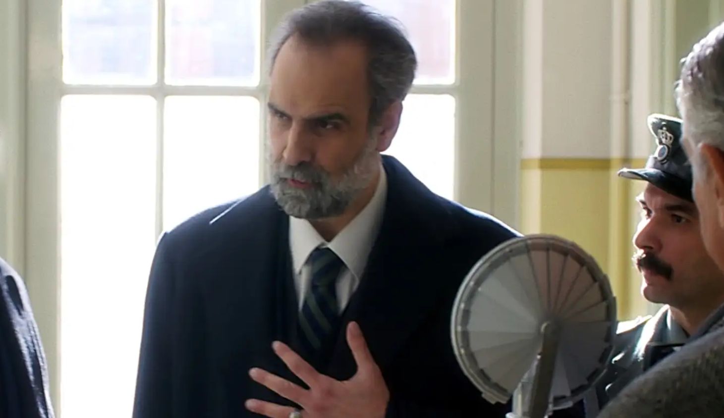 Άγιος Έρωτας: Το δολοφονικό σχέδιο του Παύλου μπλοκάρεται από έναν άνθρωπο που κανείς δε περιμένει