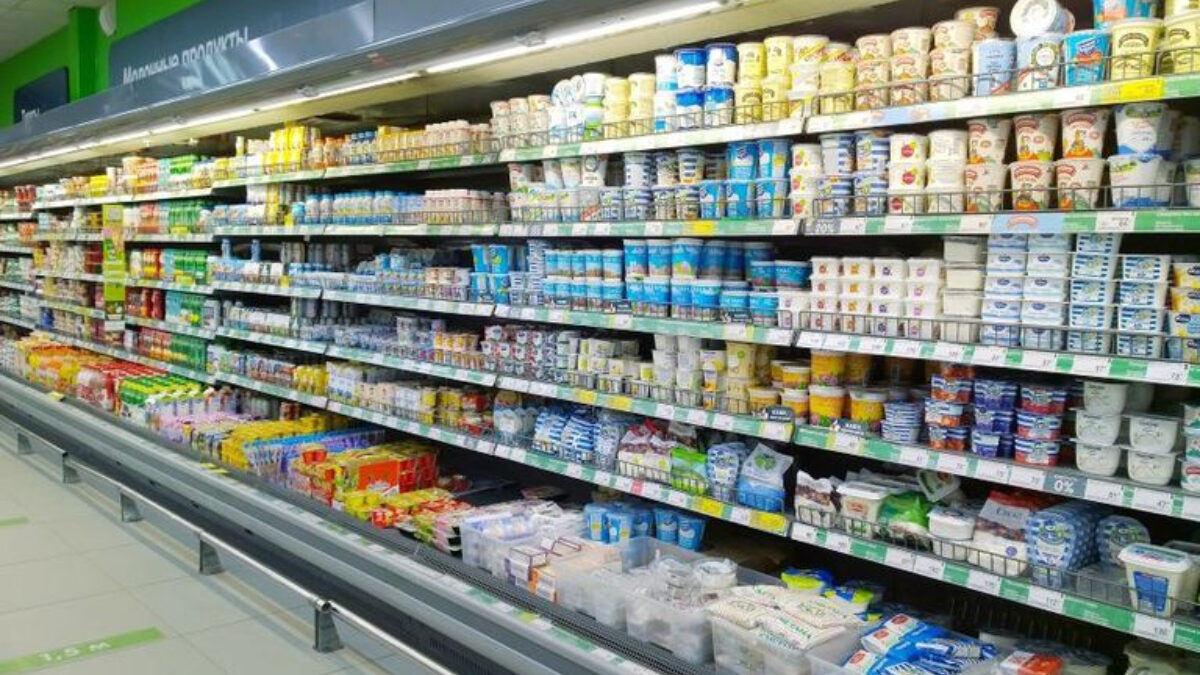 Ανάκληση γαλακτοκομικών προϊόντων: Εντοπίστηκαν πλαστικά σωματίδια –- Ποια προϊόντα αφορά και ποιος ο κίνδυνος για την υγεία