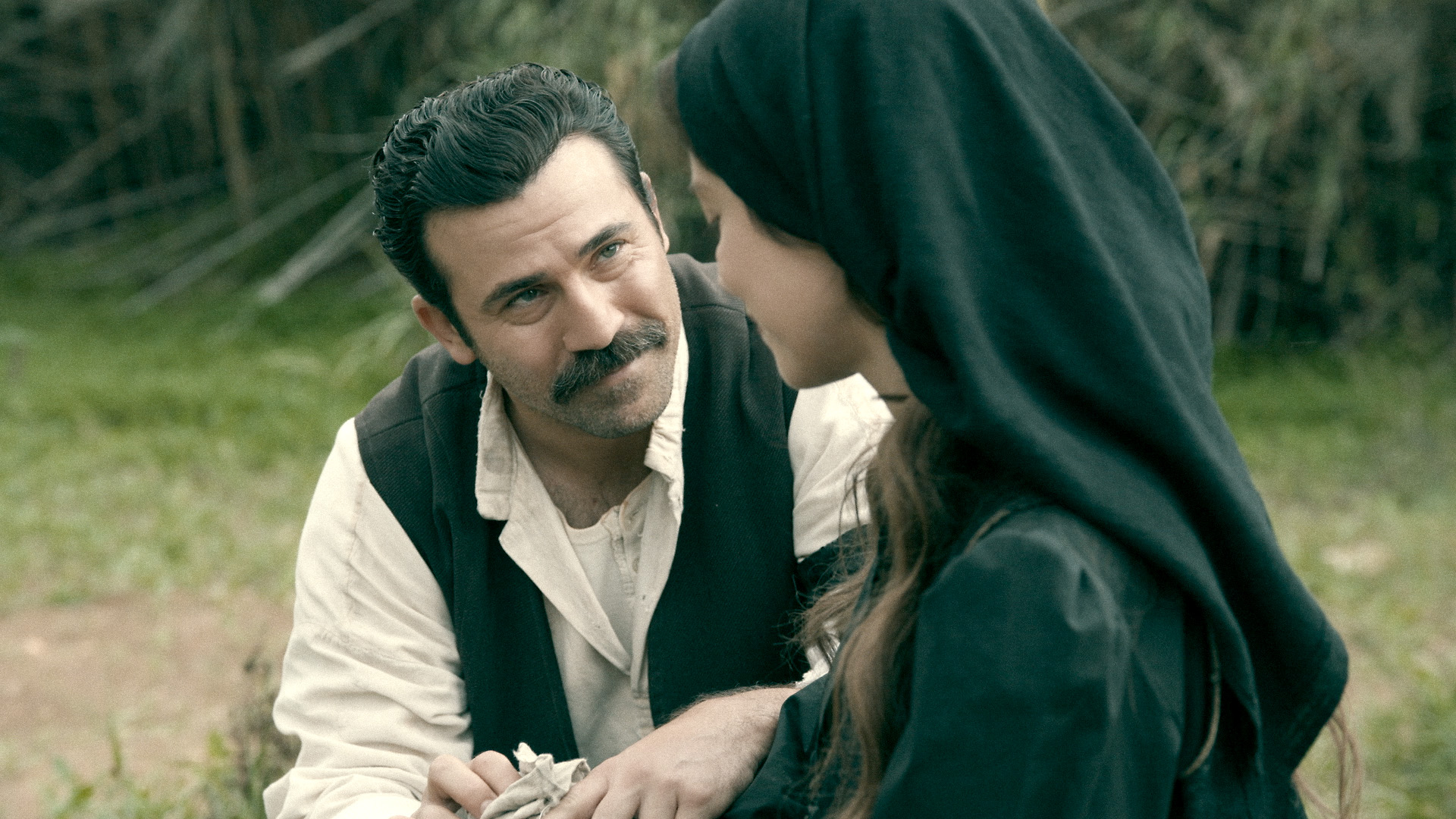 Από Ηλιο σε Ηλιο περιλήψεις