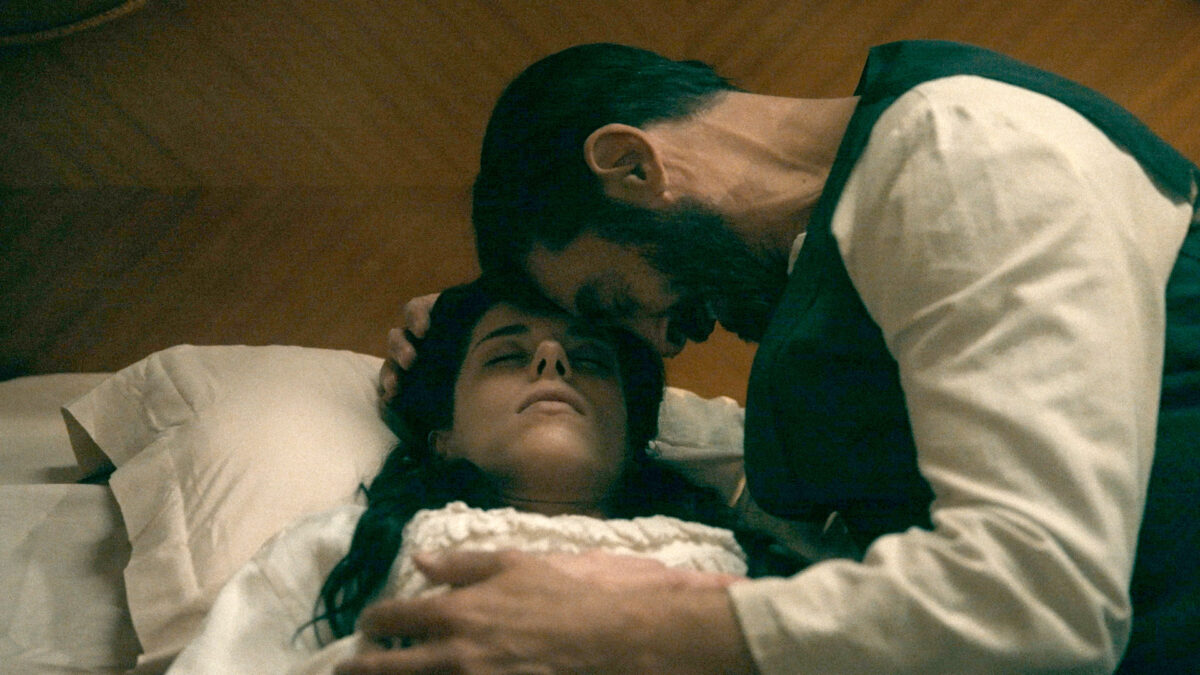 Από Ηλιο σε Ηλιο περιλήψεις