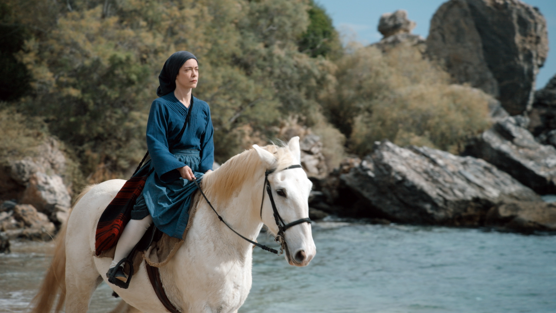 Από Ηλιο σε Ηλιο περιλήψεις