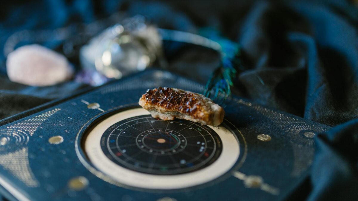 Αστρολογικές προβλέψεις Άση Μπήλιου: Ποιες είναι οι πιο τυχερές και οι πιο άτυχες μέρες του Απριλίου 2026