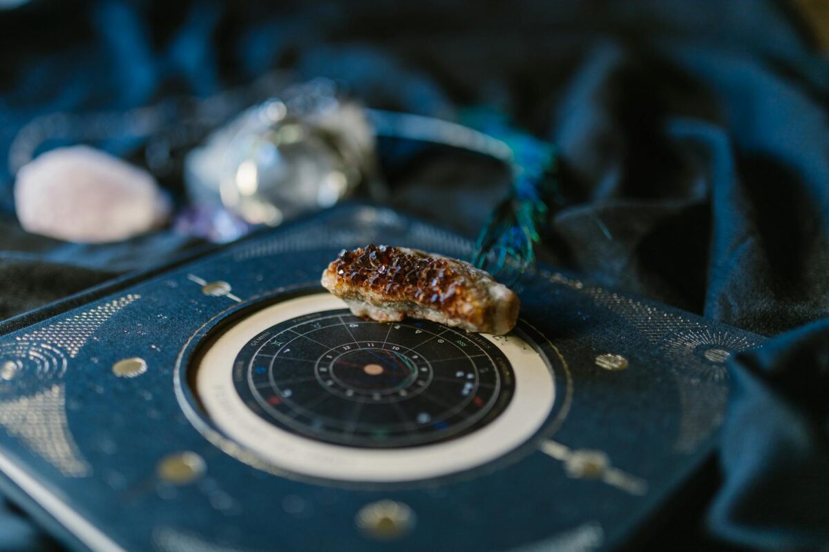 Αστρολογικές προβλέψεις Άση Μπήλιου: Ποιες είναι οι πιο τυχερές και οι πιο άτυχες μέρες του Απριλίου 2026