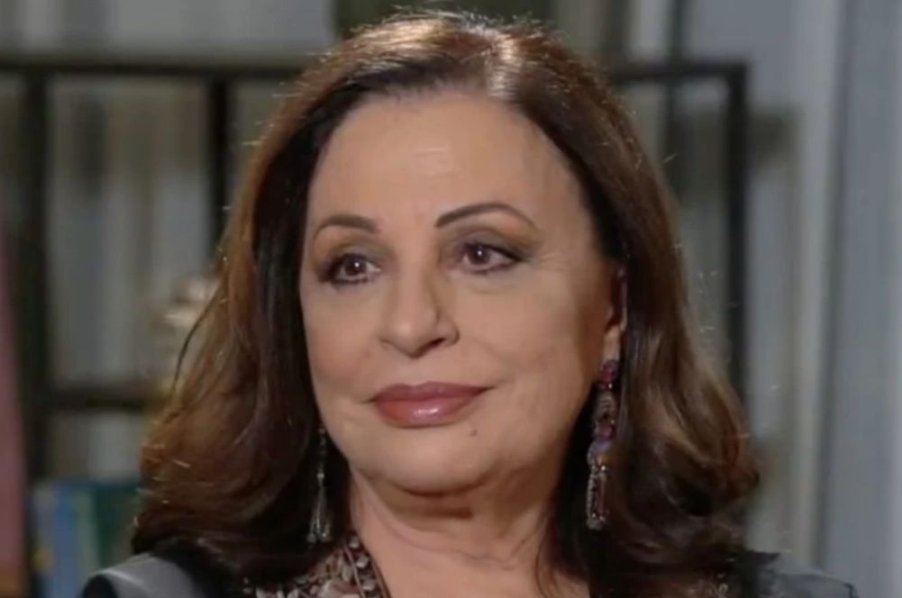 Χαρούλα Αλεξίου: Ο σπαρακτικός επικήδειος στη κηδεία της Μαρινέλλας- «Άφησες την τελευταία σταγόνα της φωνής σου στον βωμό του Ηρωδείου»