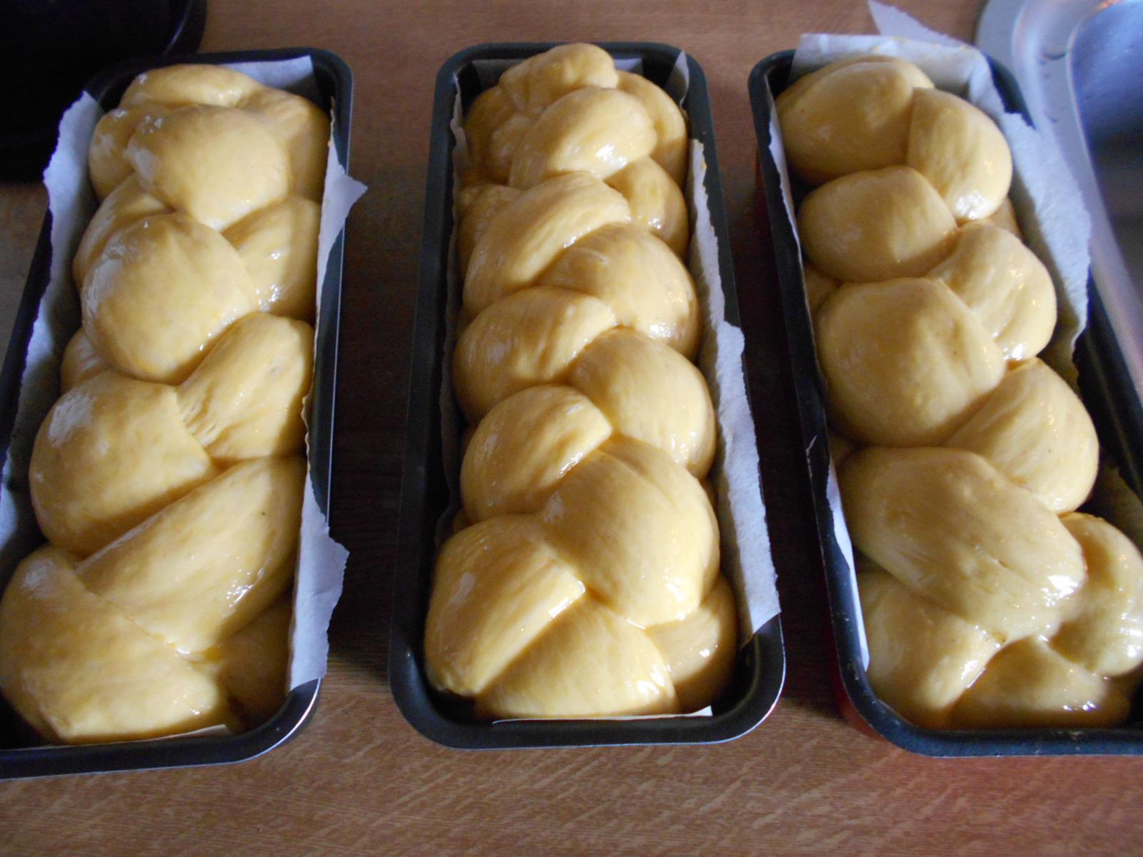 Επαγγελματική συνταγή για Πασχαλινά τσουρέκια με ίνες