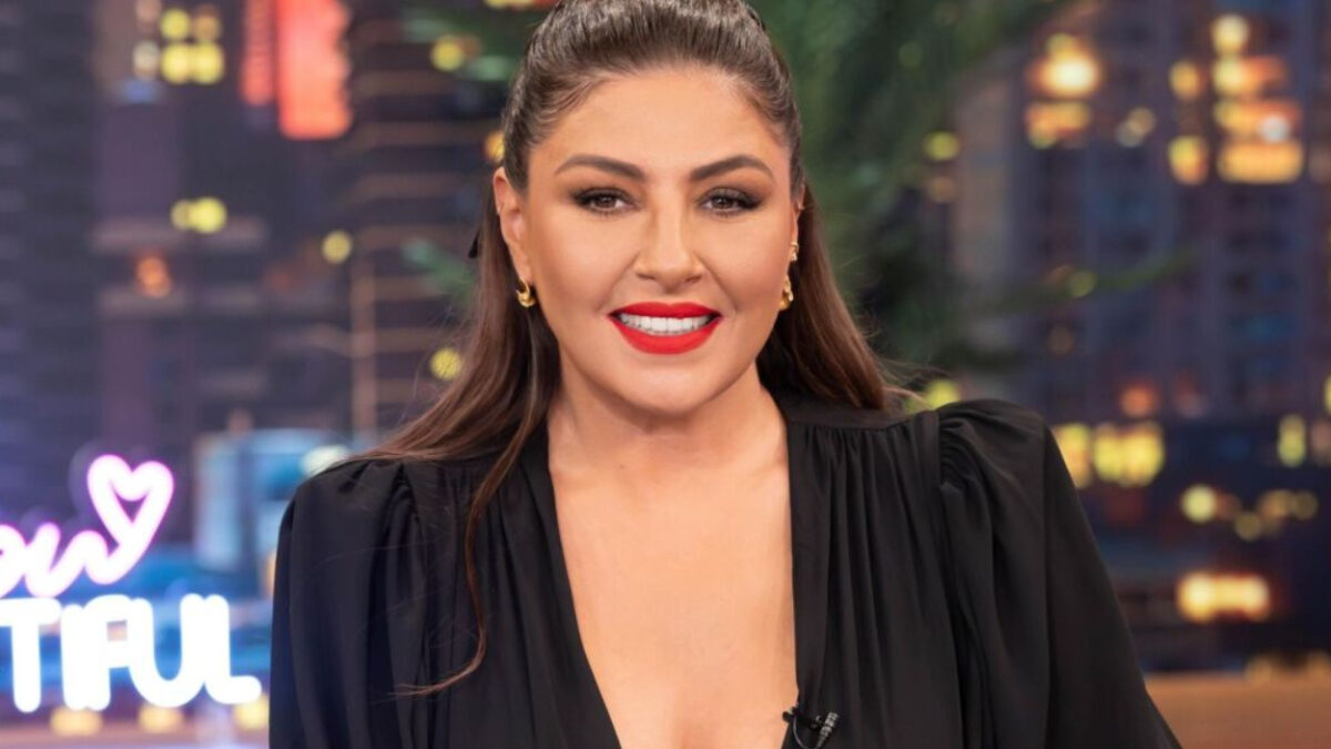 Εσπευσμένα ξανά στο νοσοκομείο η Έλενα Παπαρίζου: Τι της συνέβη