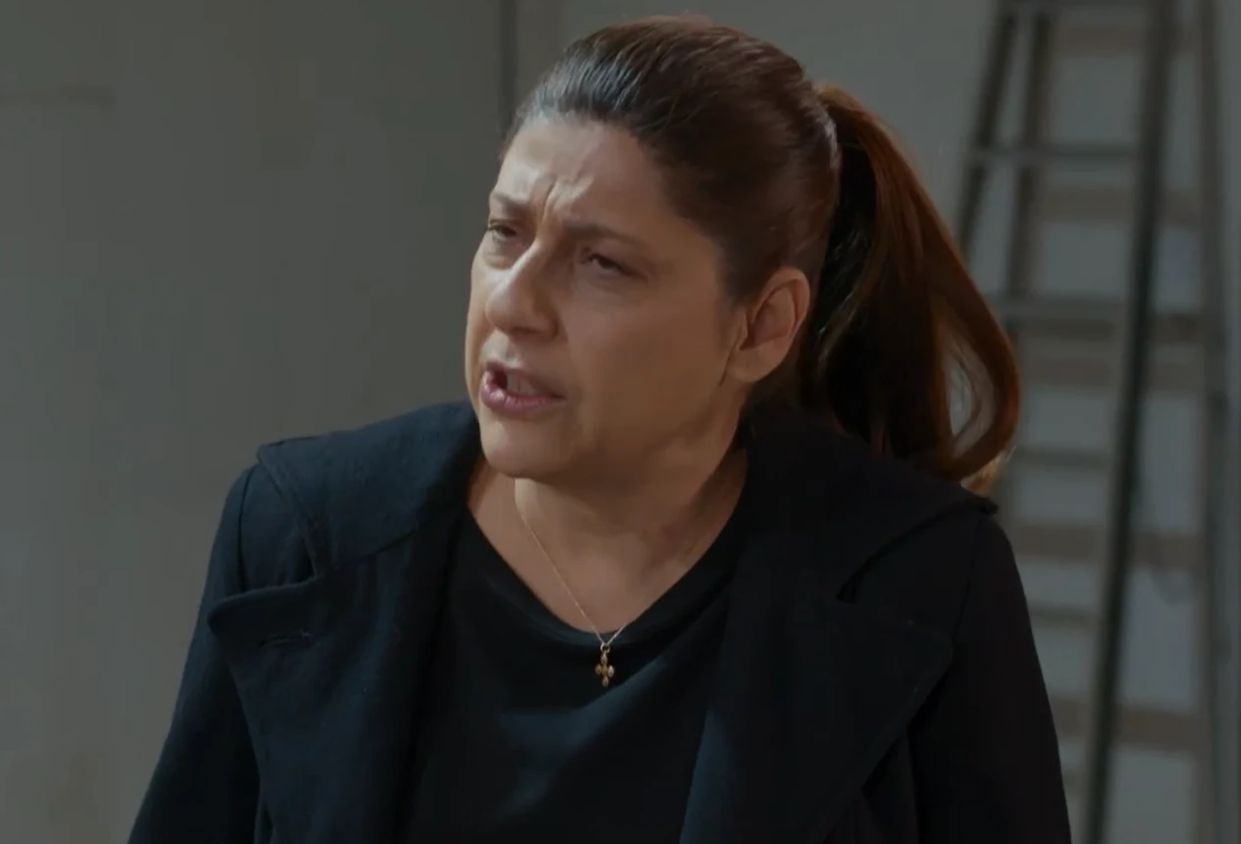 Η Γη της Ελιάς-Αναστασία-