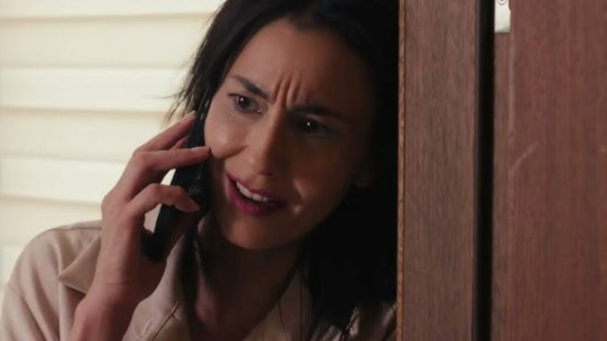 Η Γη της Ελιάς : Ο Αντώνης εκδικείται την Ερωφίλη και γίνεται ζευγάρι με την Μαρουσώ