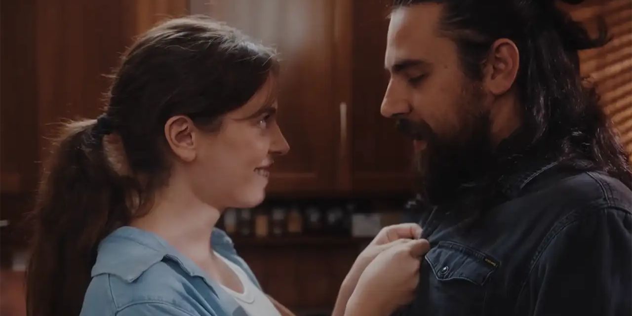 Η Γη της Ελιάς: Γίνεται πατέρας και πλέει σε πελάγη ευτυχίας