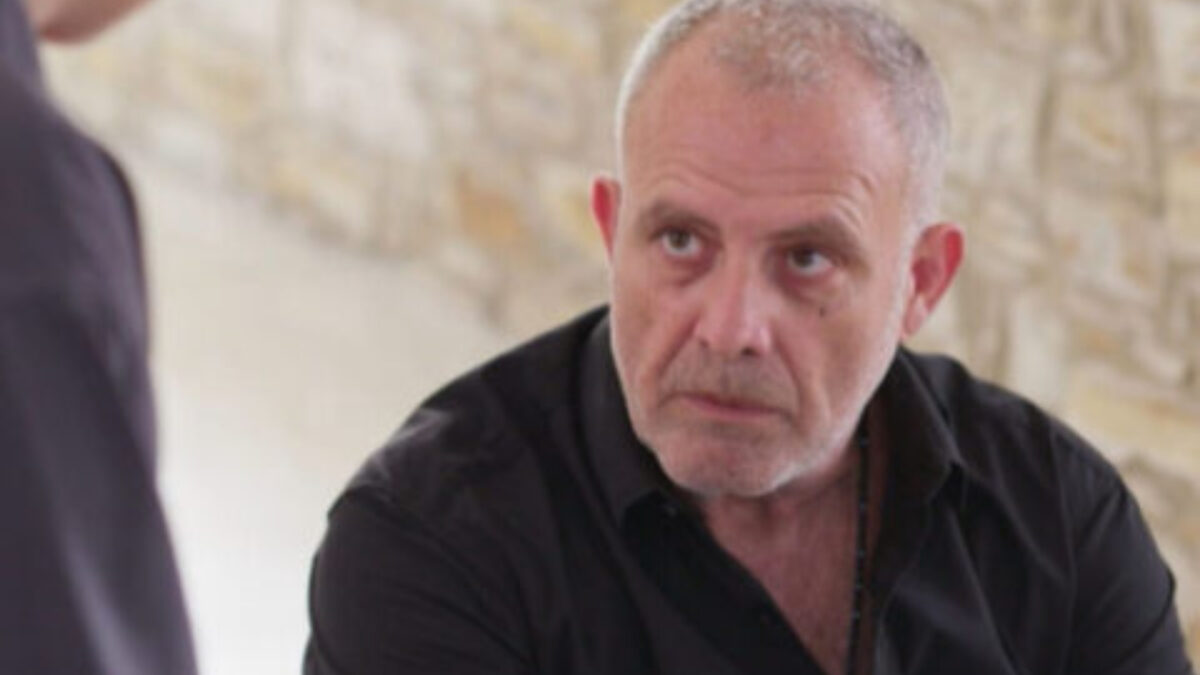 Η Γη της Ελιάς: Γίνεται πατέρας και πλέει σε πελάγη ευτυχίας