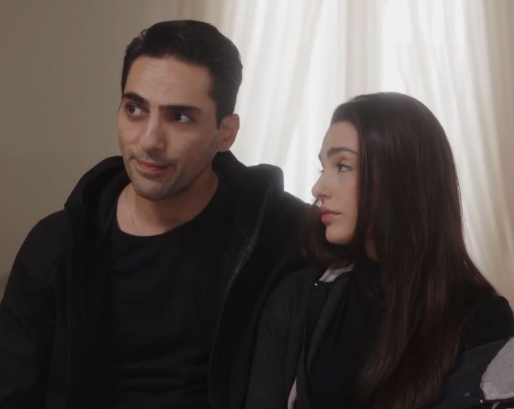 Η Γη της Ελιάς: Ο Πότης χωρίζει Αριάδνη - Κουράκο