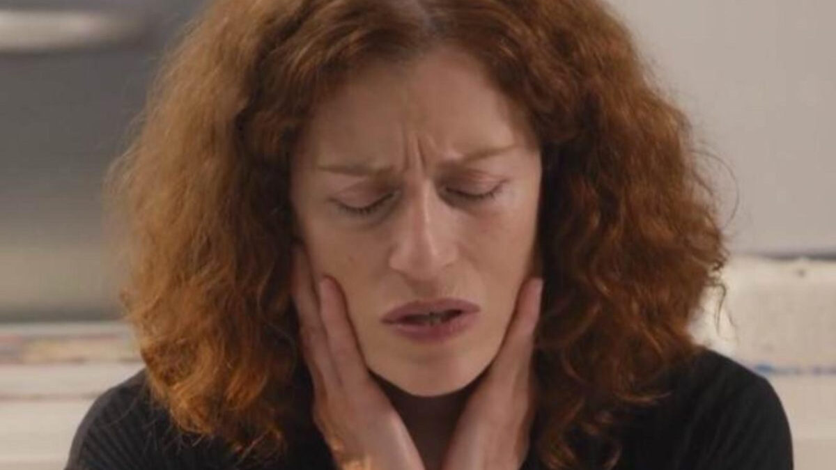 Η Γη της Ελιάς: Θρήνος για την Χάιδω- Χάνει την Βασιλική για πάντα και σπαράζει από τον πόνο