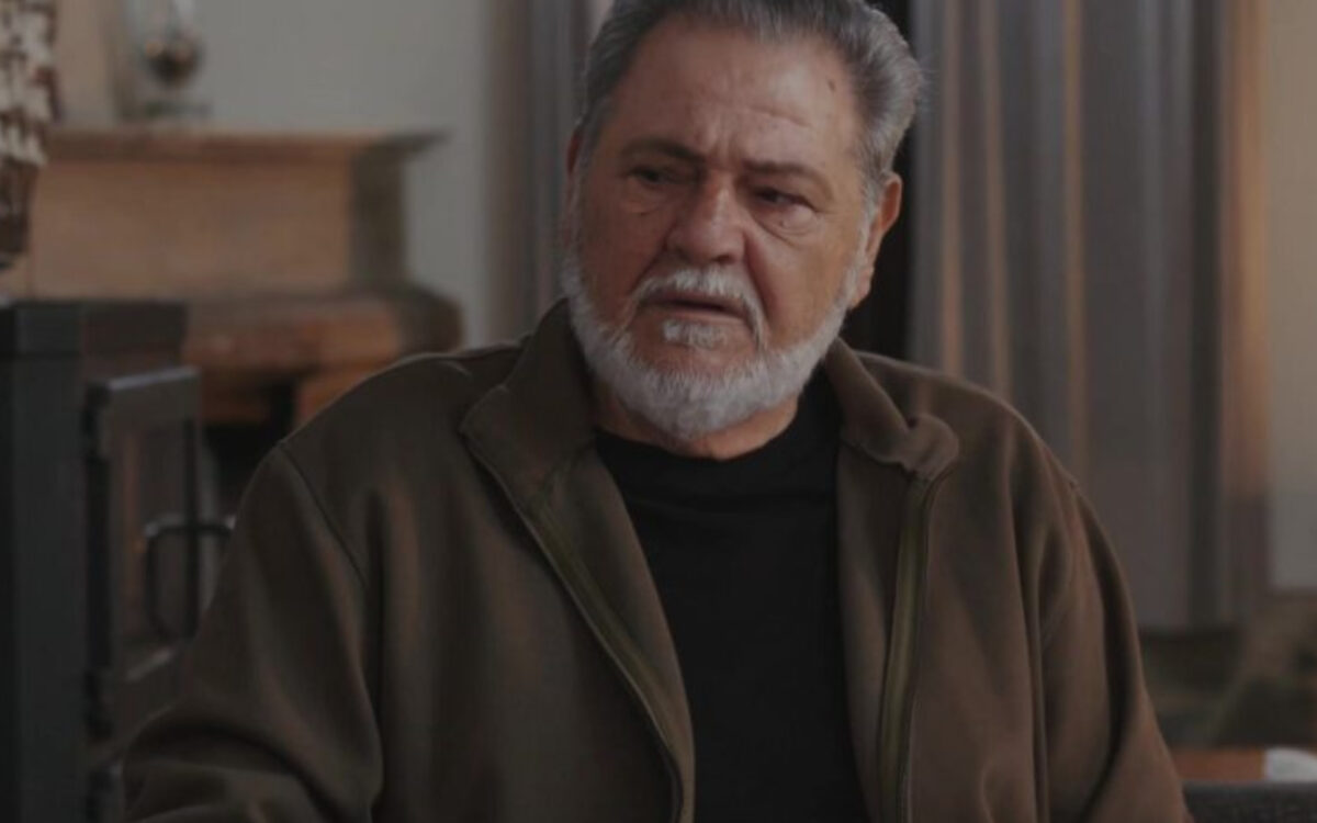 Η Γη της Ελιάς: Τη ξεγράφει και την αφήνει ολομόναχη