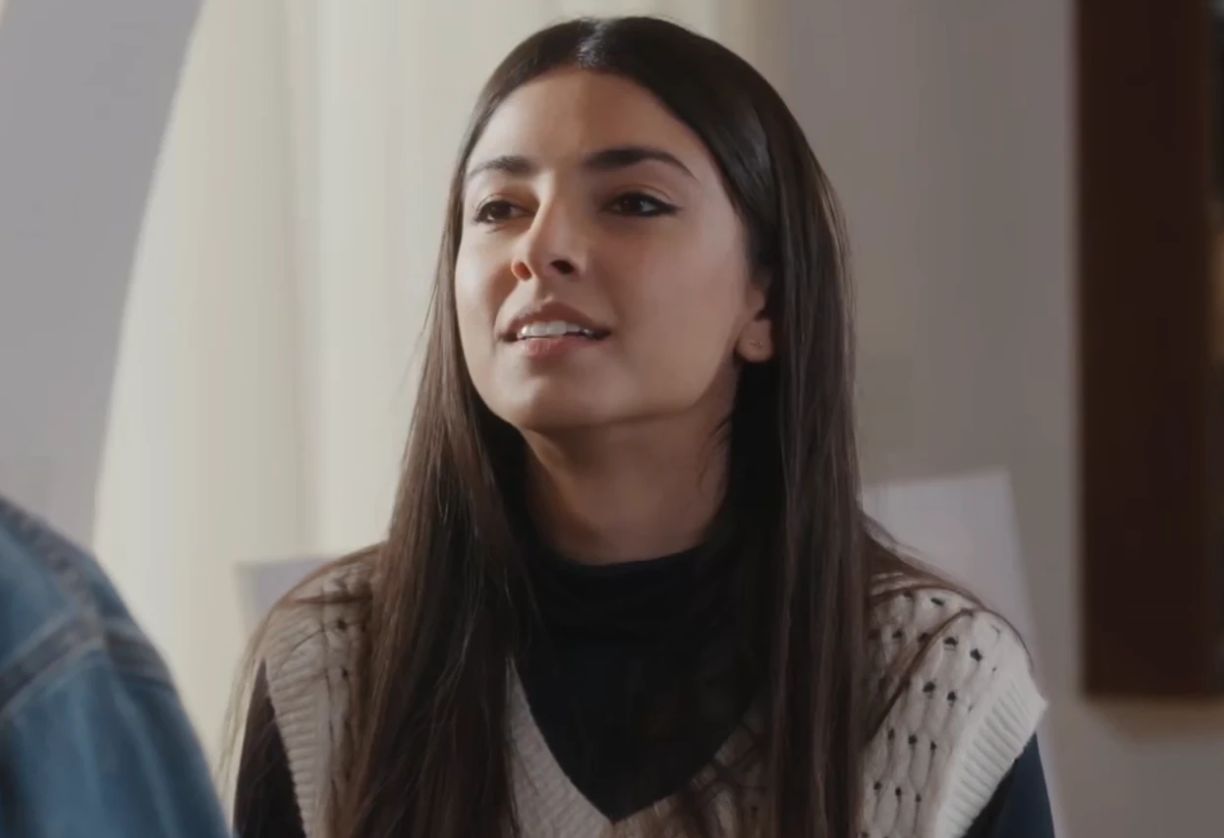 Η Γη της Ελιάς: Η Βασιλική τρέχει να τους βρει στο Μόναχο και η Μαλένα τη διώχνει