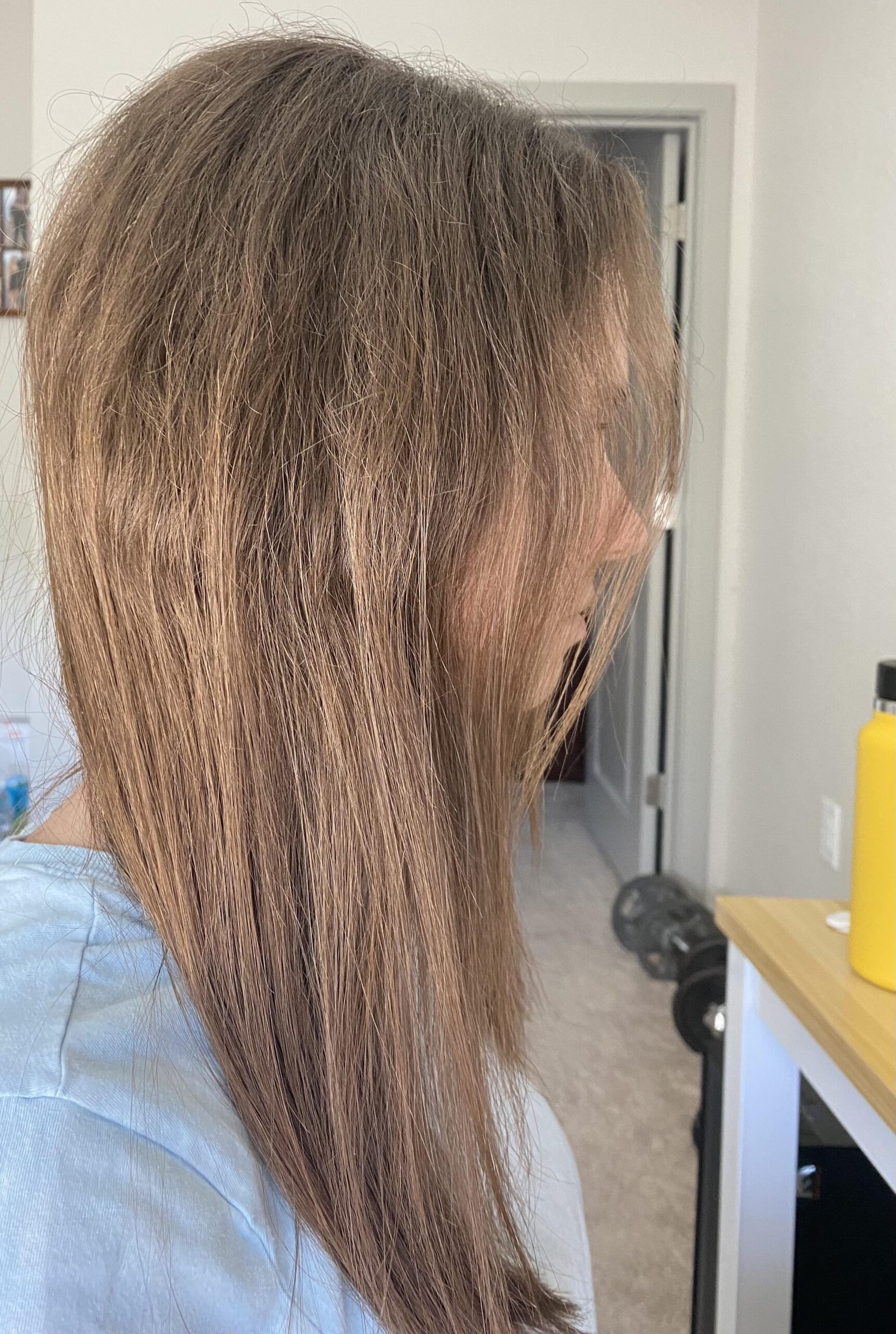 Γιατί τα μαλλιά μου γίνονται με το παραμικρό κόμπος και δε ξεμπερδεύονται εύκολα; Όλα τα κόλπα να το διορθώσεις