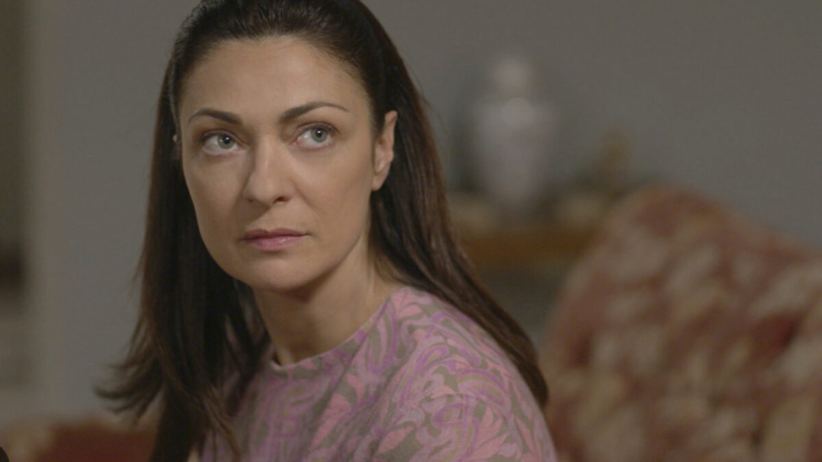 Ηλέκτρα: Μένει έγκυος και τρελαίνεται από τις αμφιβολίες