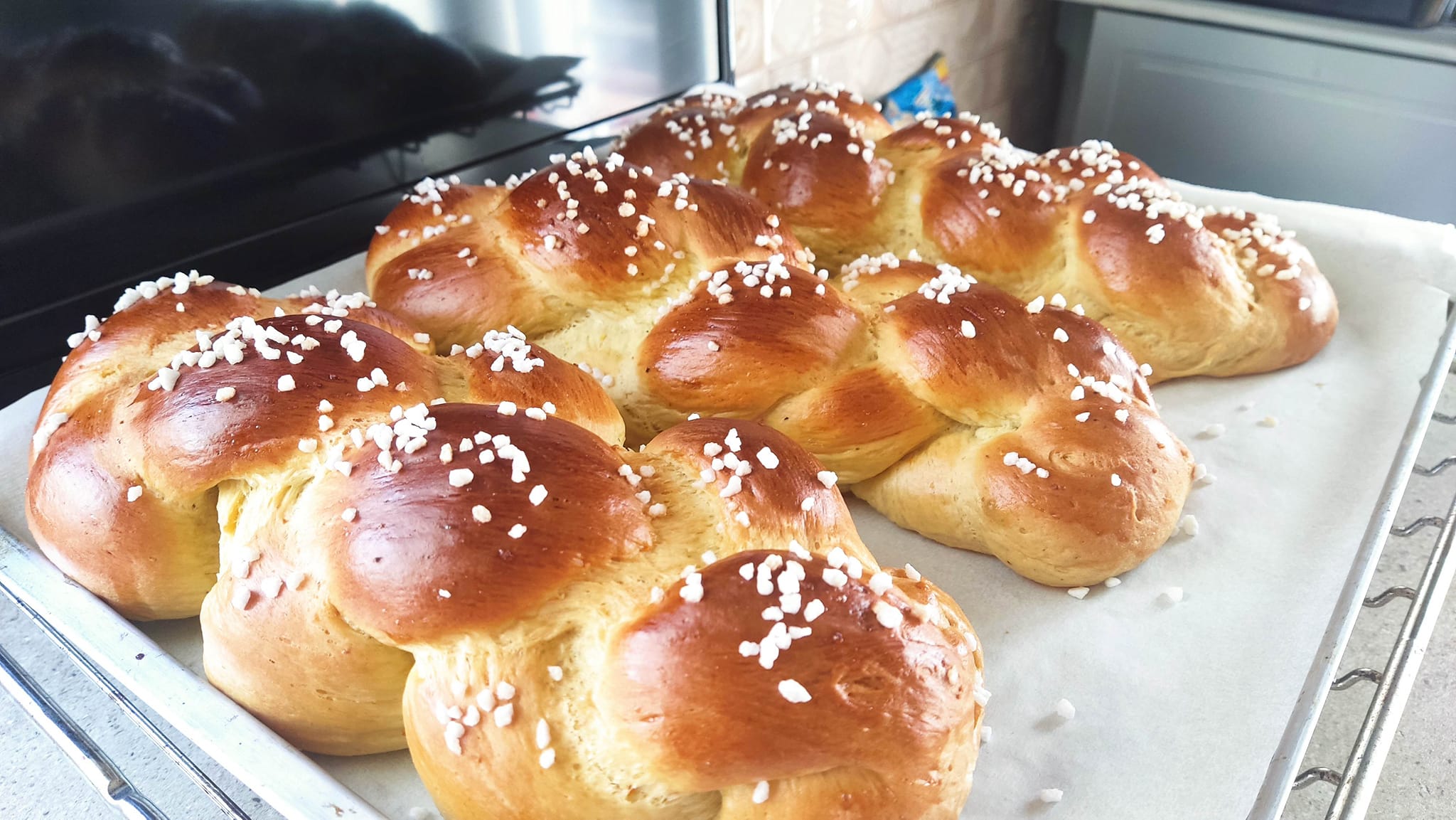 Η καλύτερη συνταγή για τσουρέκι για το 2026