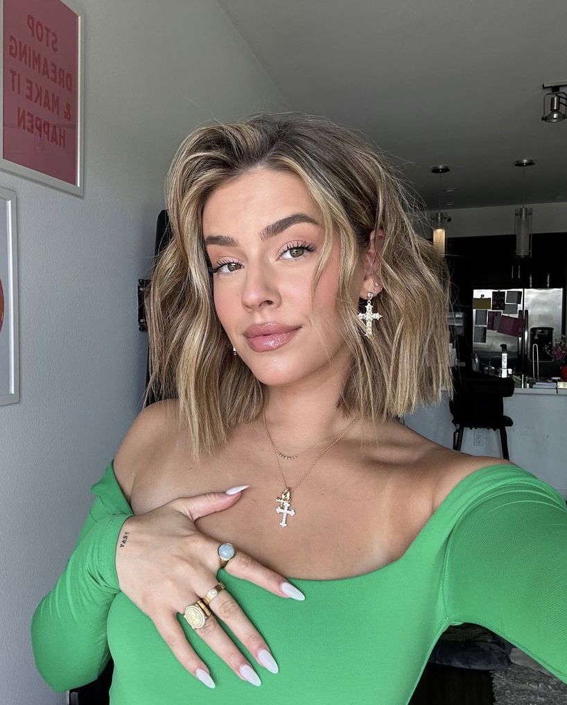 Καστανόξανθα καρέ μαλλιά: Το safe κούρεμα που ταιριάζει σε κάθε γυναίκα και θα σε ανανεώσει την Άνοιξη 2026